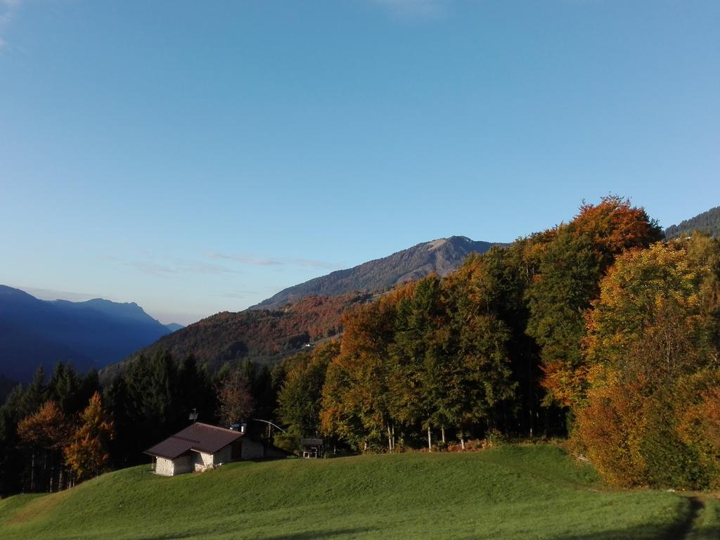 Agritur Cornasest Bed & Breakfast Breguzzo Exterior photo