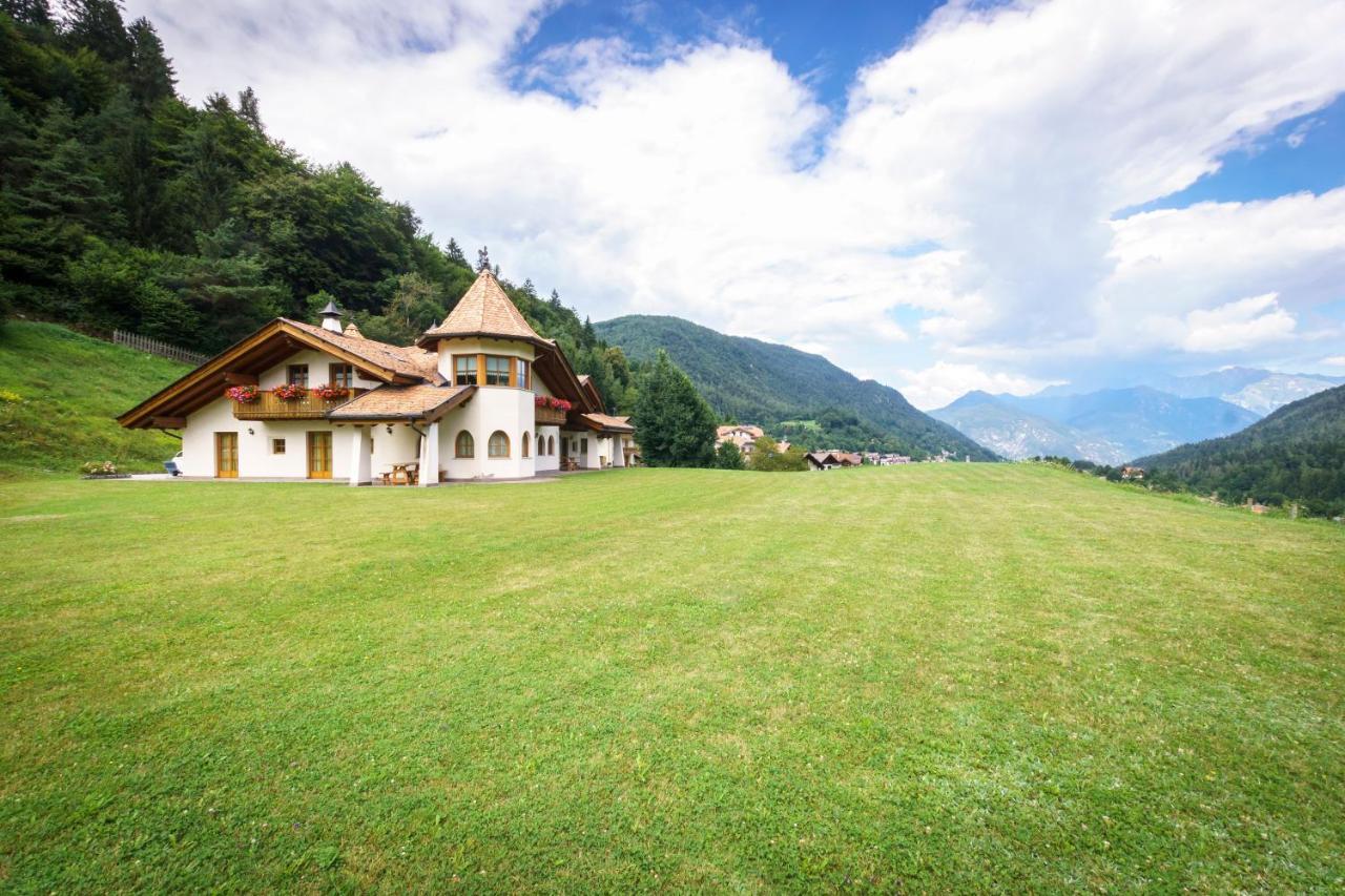 Agritur Cornasest Bed & Breakfast Breguzzo Exterior photo